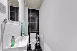 Photo 24- click for photo gallery